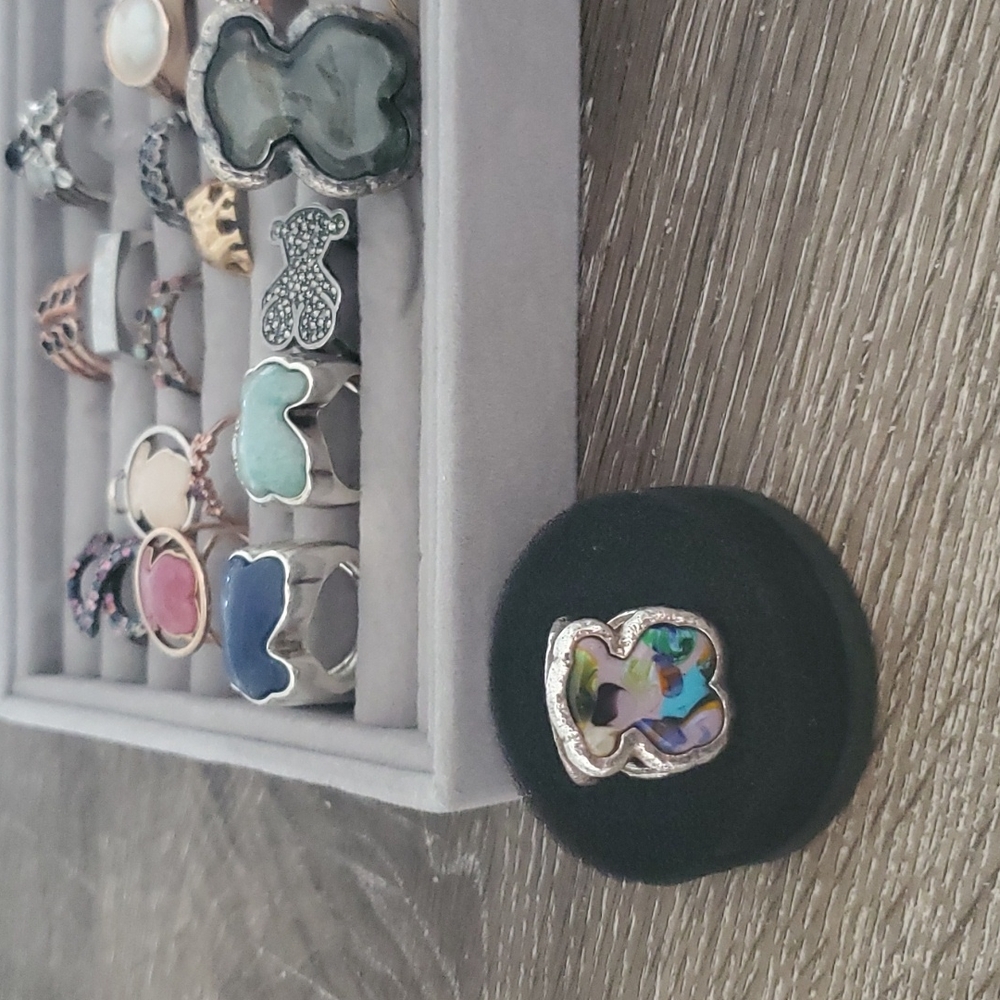 Tous ring